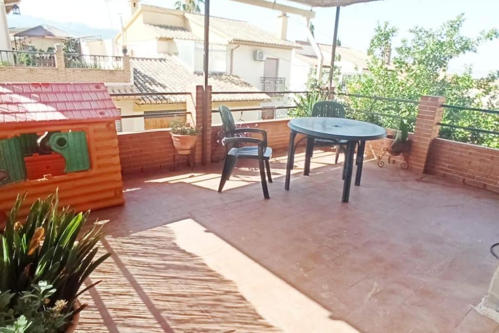 Casa Con Piscina Y Barbacoa A 3 Kilometros De La Alhambra Ferienhaus Huétor Vega